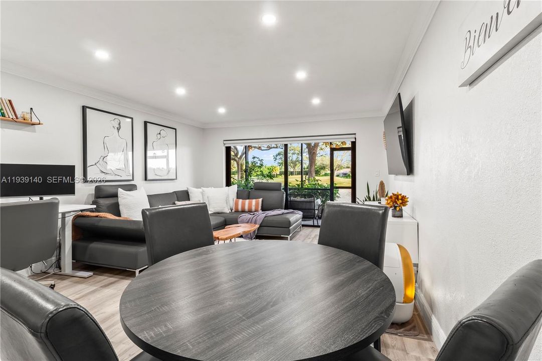 В аренду: $2,300 (1 спален, 1 ванн, 0 Квадратных фут)