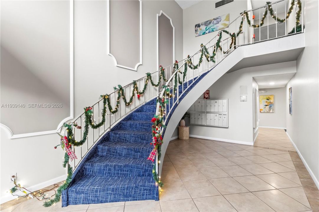 В аренду: $2,300 (1 спален, 1 ванн, 0 Квадратных фут)