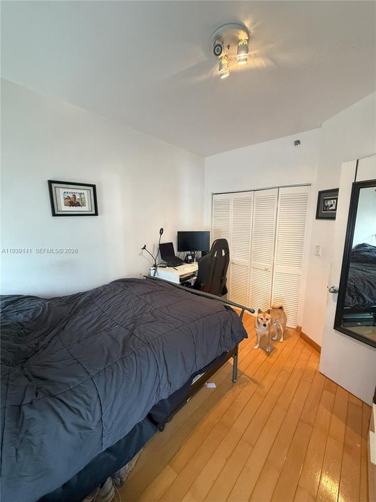 For Rent: $1,800 (1 beds, 1 baths, 445 Square Feet)