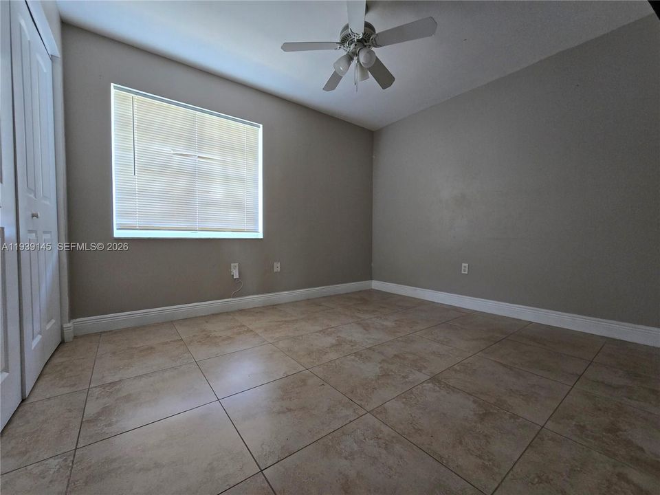 В аренду: $3,500 (3 спален, 2 ванн, 1700 Квадратных фут)