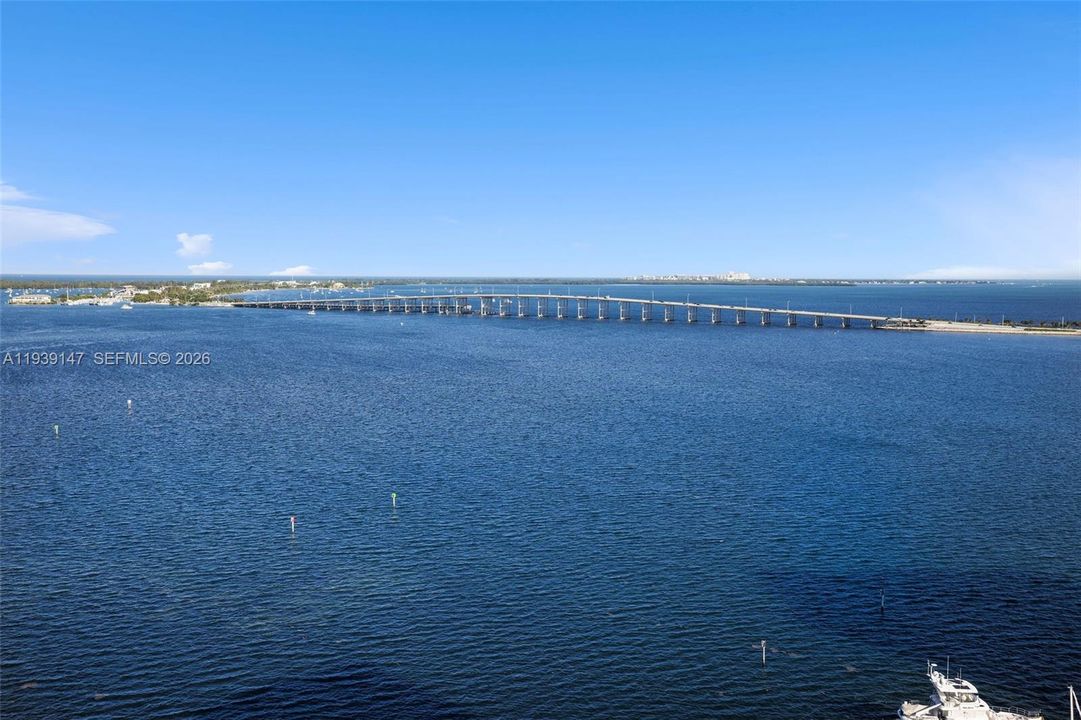 En Renta: $4,900 (2 camas, 2 baños, 1640 Pies cuadrados)