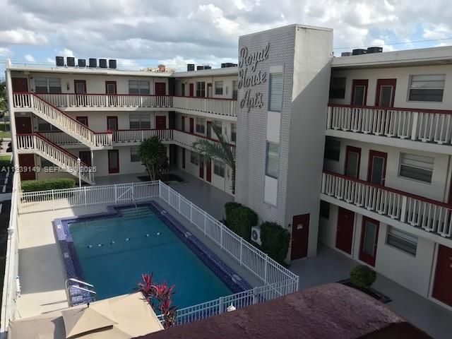 В аренду: $1,795 (1 спален, 1 ванн, 700 Квадратных фут)