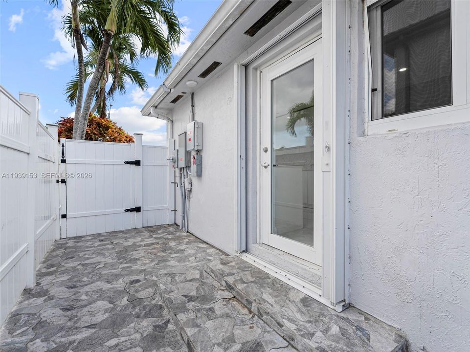 待售: $640,000 (3 贝兹, 2 浴室, 1890 平方英尺)