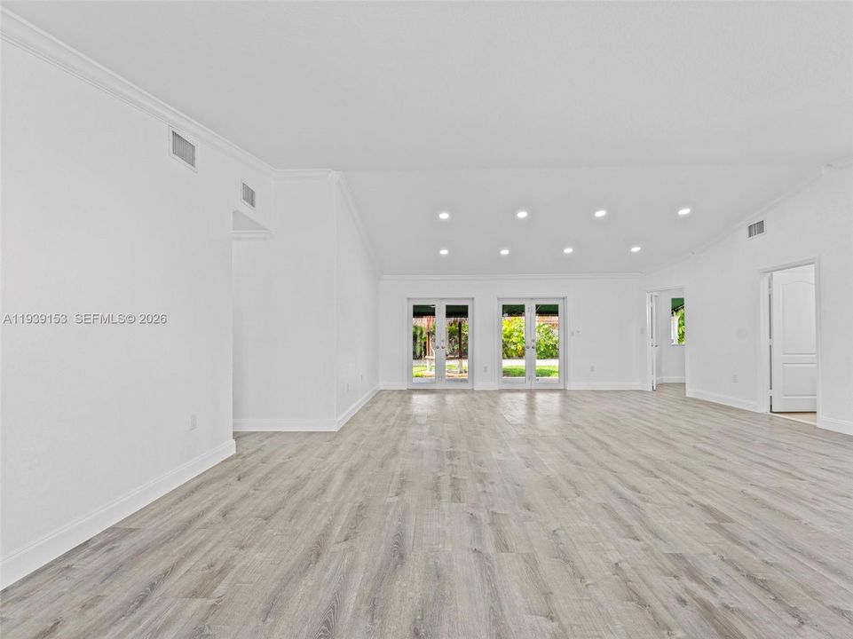 待售: $640,000 (3 贝兹, 2 浴室, 1890 平方英尺)