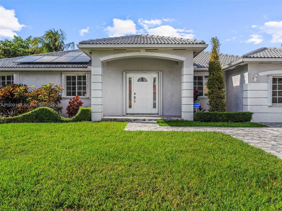 待售: $640,000 (3 贝兹, 2 浴室, 1890 平方英尺)