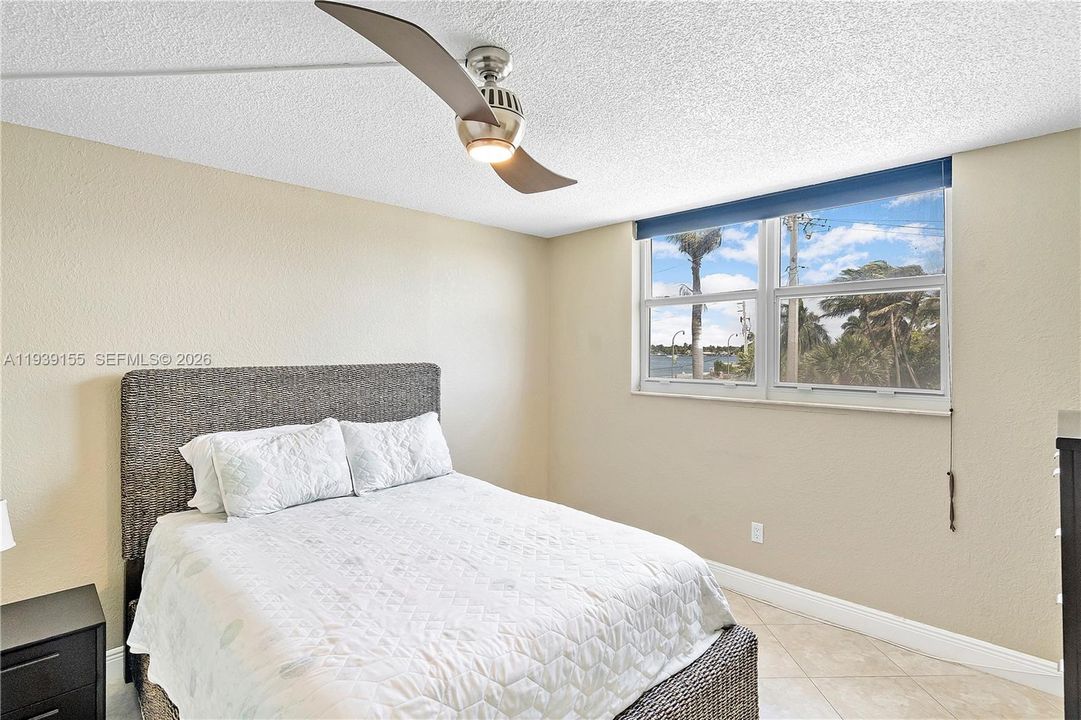 En Venta: $389,000 (2 camas, 2 baños, 1465 Pies cuadrados)