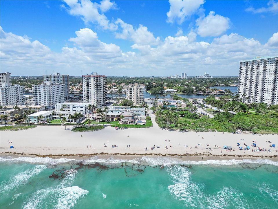 En Venta: $389,000 (2 camas, 2 baños, 1465 Pies cuadrados)