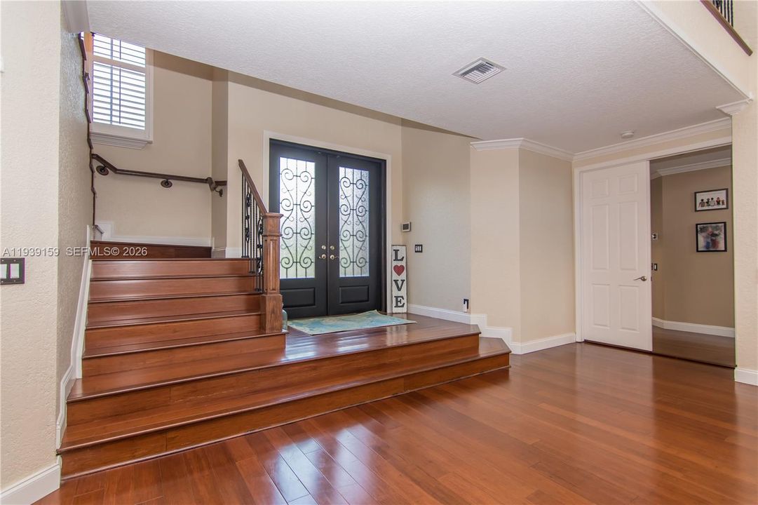 待售: $1,340,000 (5 贝兹, 3 浴室, 3792 平方英尺)