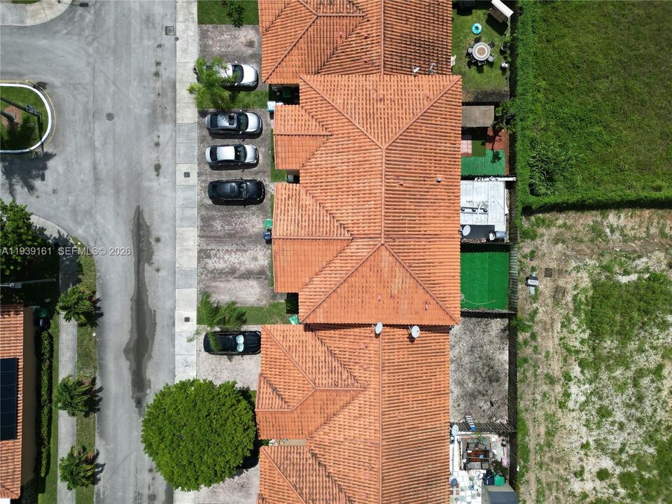 En Renta: $2,399 (3 camas, 2 baños, 1421 Pies cuadrados)