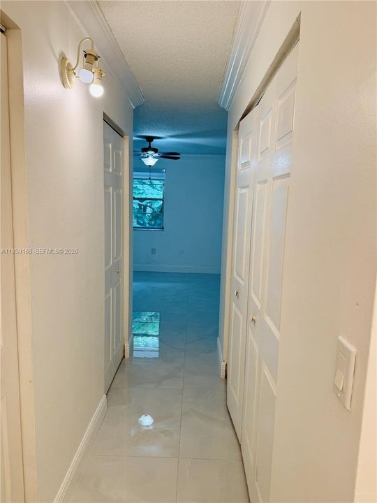 For Rent: $2,150 (2 beds, 2 baths, 812 Square Feet)