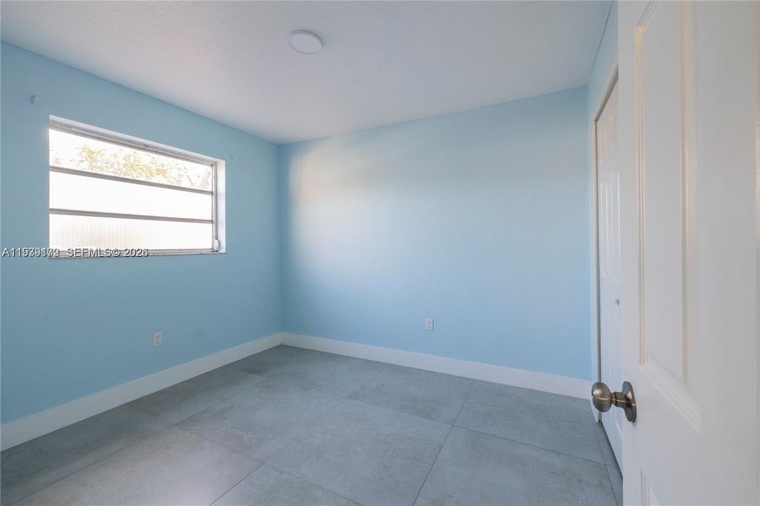 For Rent: $2,250 (2 beds, 1 baths, 588 Square Feet)