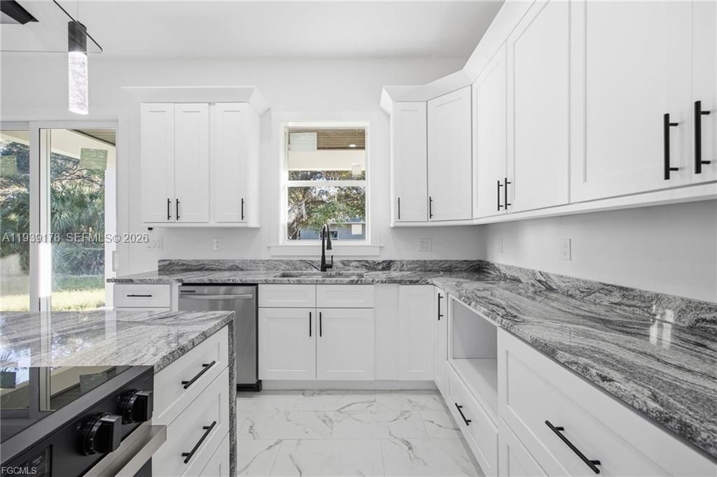 En Venta: $370,000 (3 camas, 2 baños, 1515 Pies cuadrados)