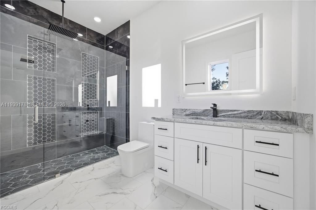 En Venta: $370,000 (3 camas, 2 baños, 1515 Pies cuadrados)