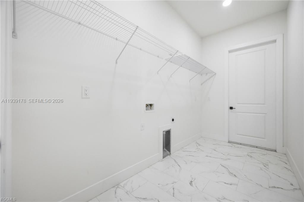 En Venta: $370,000 (3 camas, 2 baños, 1515 Pies cuadrados)