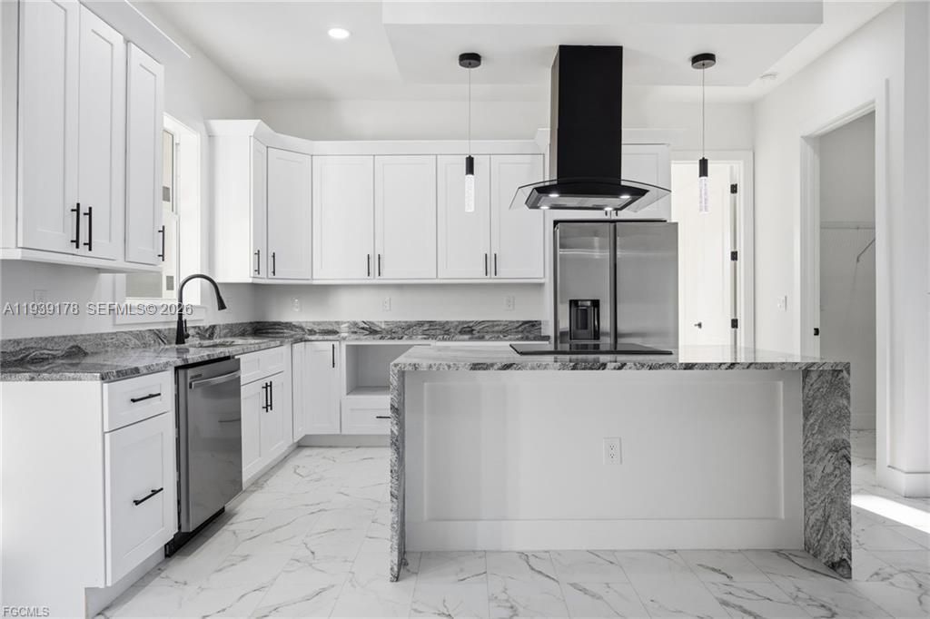 En Venta: $370,000 (3 camas, 2 baños, 1515 Pies cuadrados)