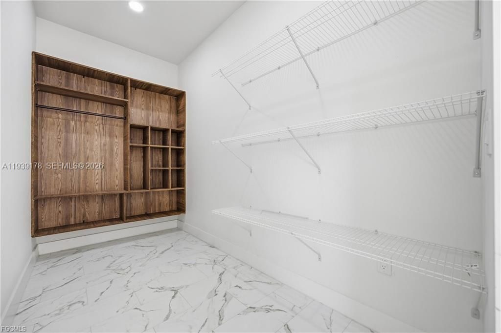 En Venta: $370,000 (3 camas, 2 baños, 1515 Pies cuadrados)