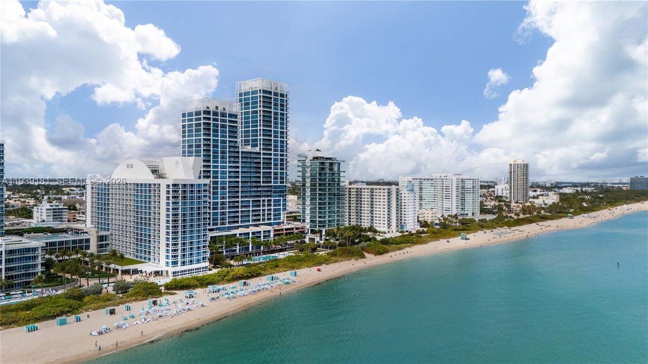For Sale: $574,900 (1 beds, 1 baths, 820 Square Feet)