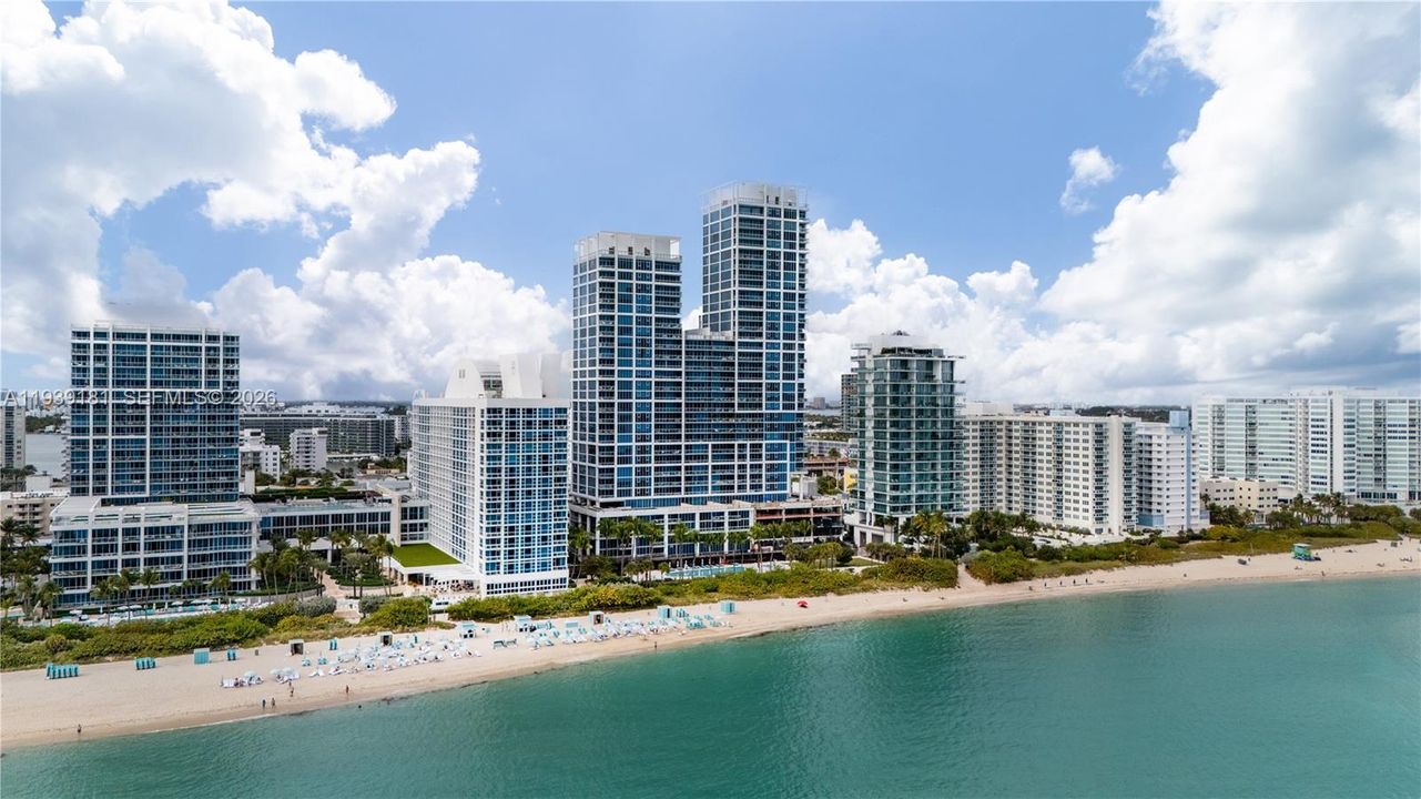 For Sale: $574,900 (1 beds, 1 baths, 820 Square Feet)