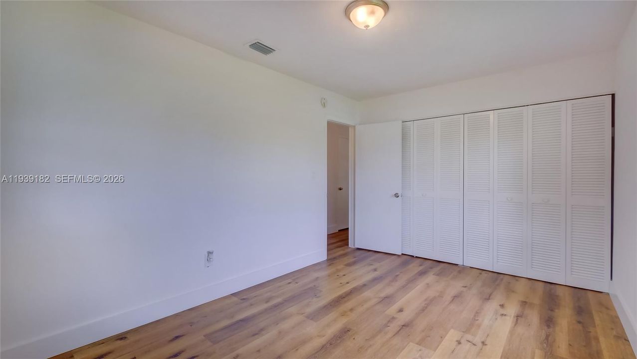 For Sale: $485,000 (3 beds, 2 baths, 1125 Square Feet)