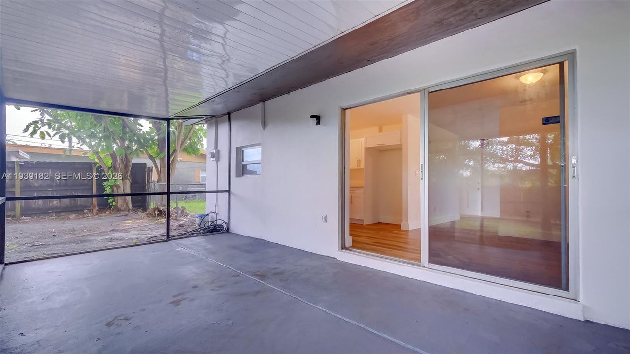 For Sale: $485,000 (3 beds, 2 baths, 1125 Square Feet)