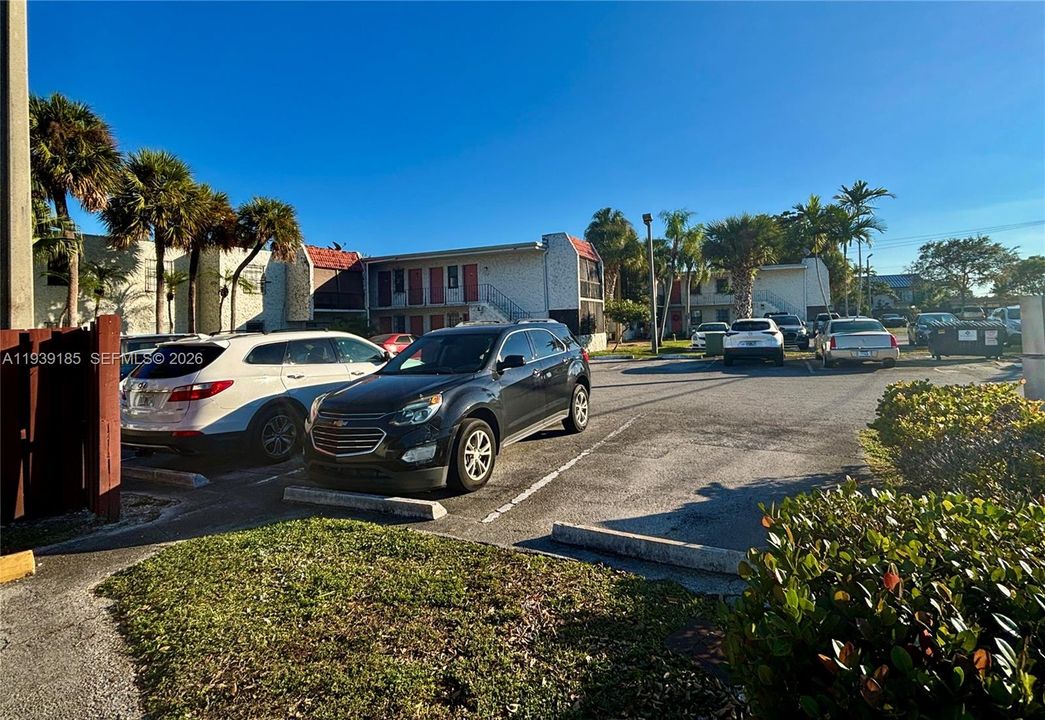 En Renta: $1,950 (2 camas, 2 baños, 777 Pies cuadrados)