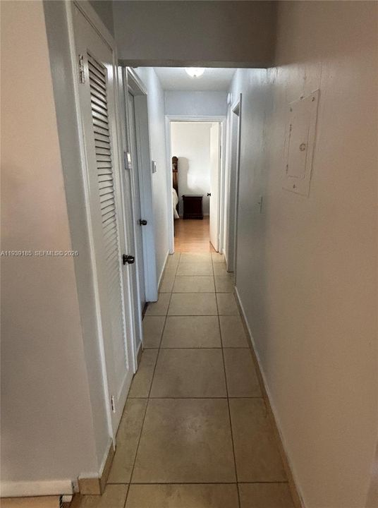 En Renta: $1,950 (2 camas, 2 baños, 777 Pies cuadrados)