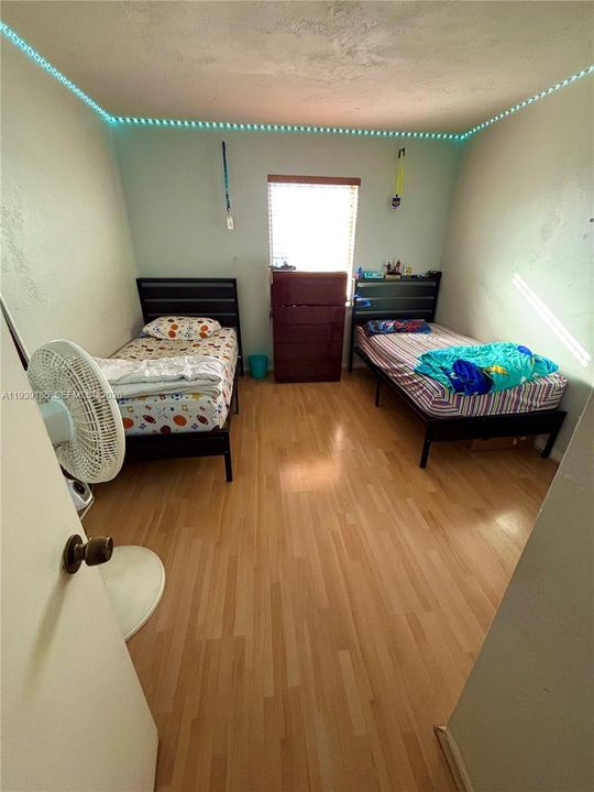 En Renta: $1,950 (2 camas, 2 baños, 777 Pies cuadrados)