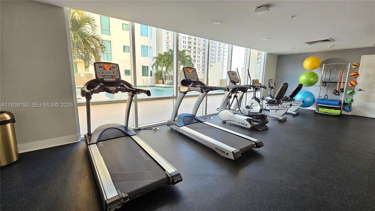 待售: $489,731 (2 贝兹, 2 浴室, 1419 平方英尺)