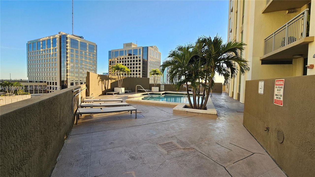 待售: $489,731 (2 贝兹, 2 浴室, 1419 平方英尺)