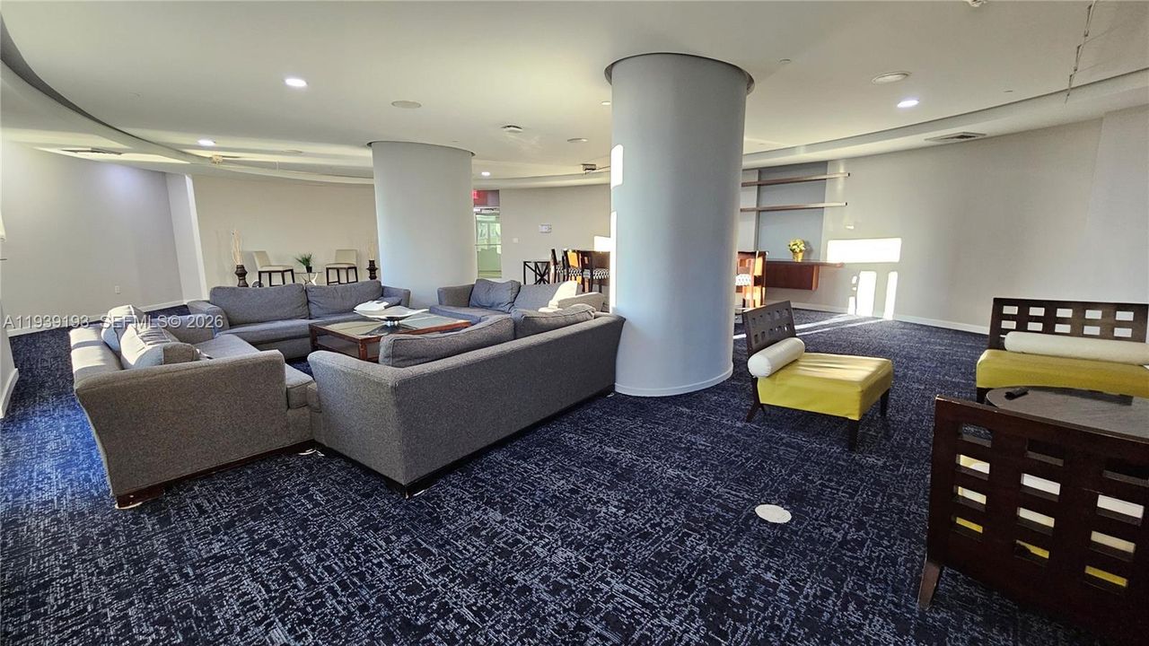 待售: $489,731 (2 贝兹, 2 浴室, 1419 平方英尺)