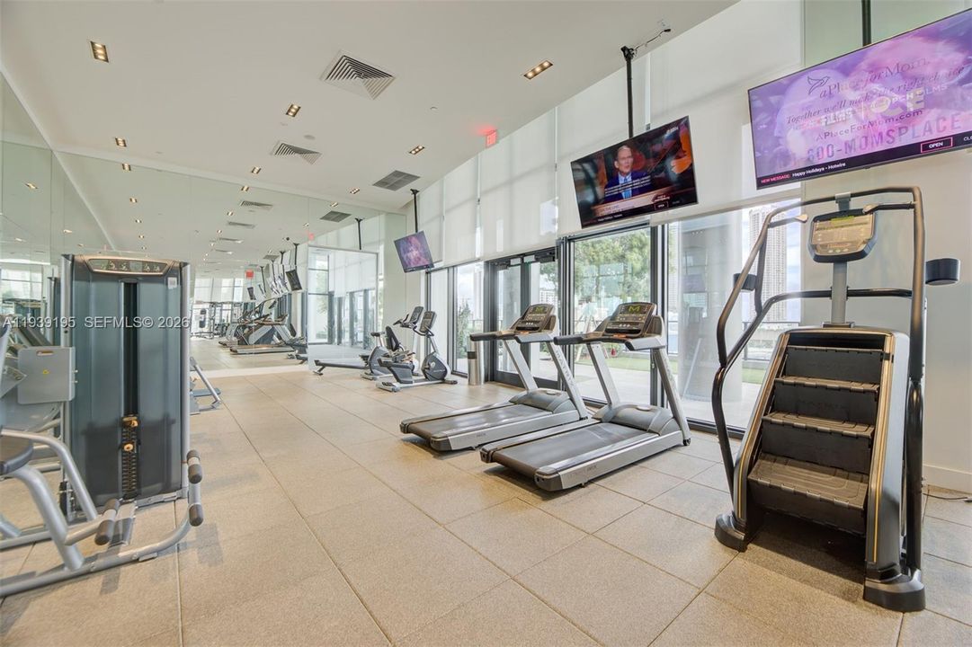 For Rent: $3,400 (1 beds, 1 baths, 857 Square Feet)