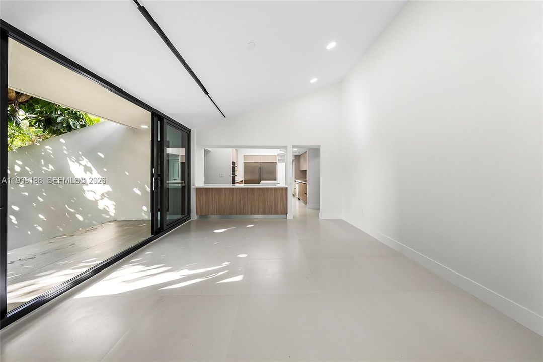 For Rent: $33,000 (5 beds, 4 baths, 4735 Square Feet)