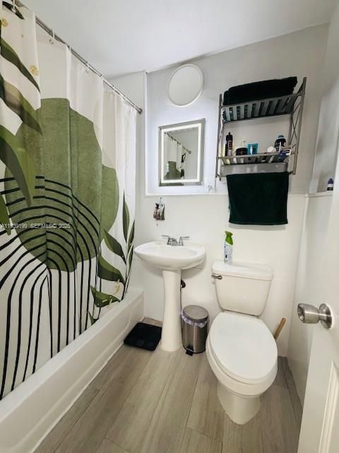 For Rent: $1,970 (1 beds, 1 baths, 537 Square Feet)