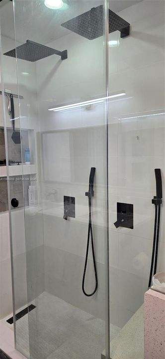 For Sale: $649,900 (3 beds, 2 baths, 1625 Square Feet)