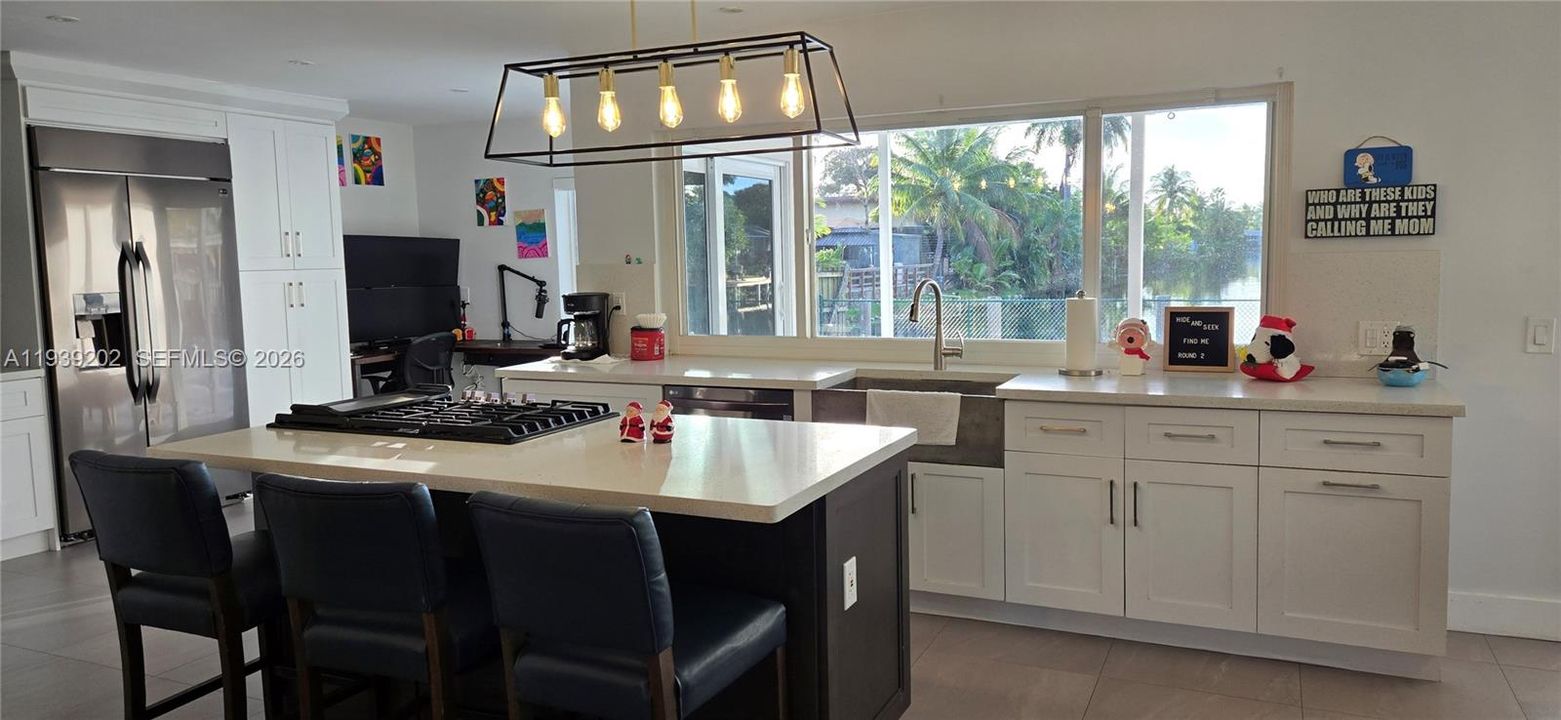 For Sale: $649,900 (3 beds, 2 baths, 1625 Square Feet)