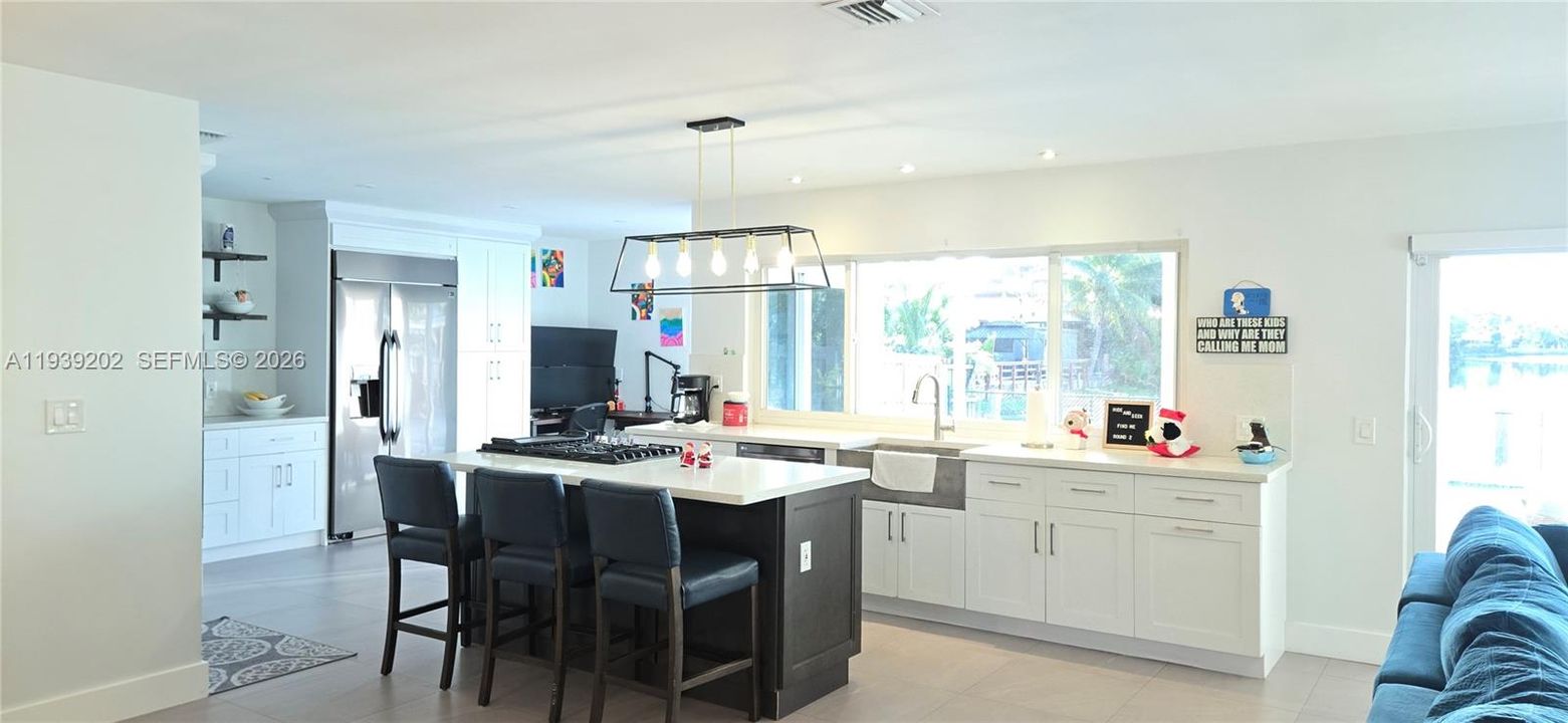 For Sale: $649,900 (3 beds, 2 baths, 1625 Square Feet)