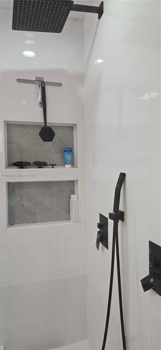 For Sale: $649,900 (3 beds, 2 baths, 1625 Square Feet)