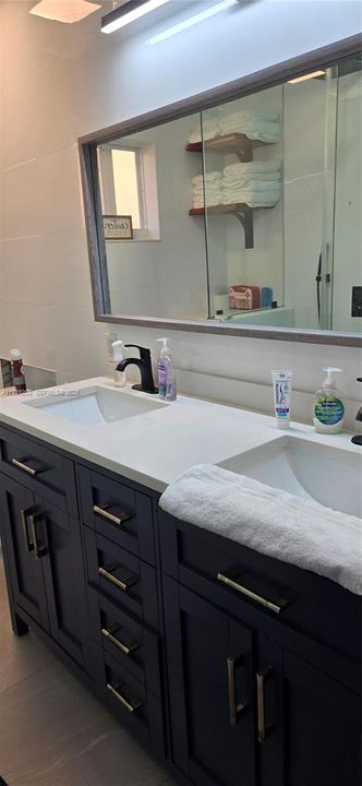 For Sale: $649,900 (3 beds, 2 baths, 1625 Square Feet)