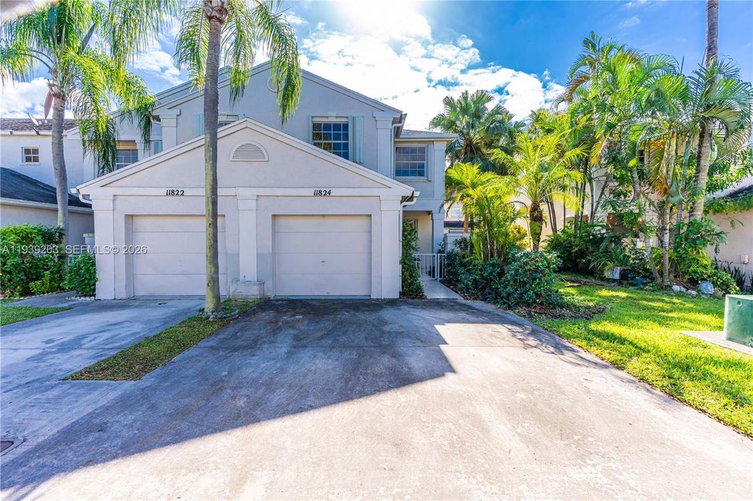 出租: $3,100 (3 贝兹, 2 浴室, 1382 平方英尺)