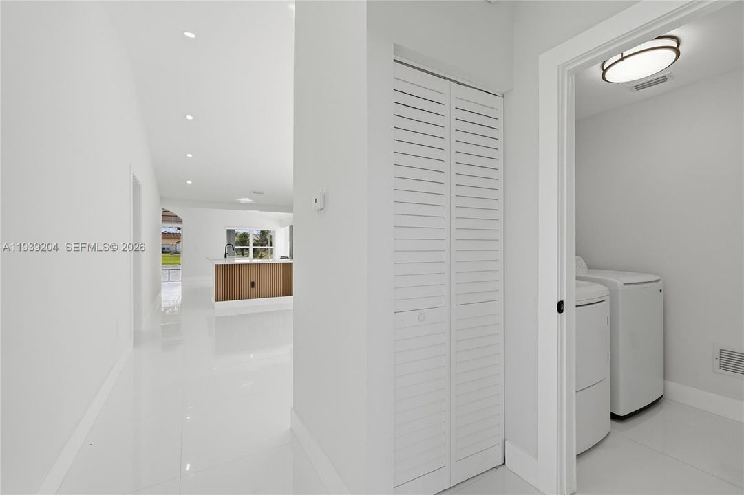 待售: $749,999 (3 贝兹, 2 浴室, 1656 平方英尺)