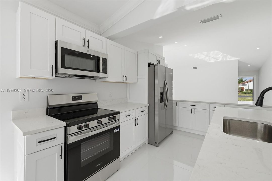 待售: $749,999 (3 贝兹, 2 浴室, 1656 平方英尺)