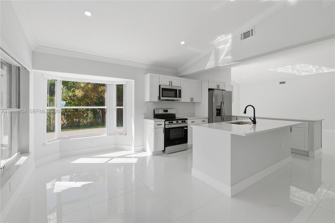 待售: $749,999 (3 贝兹, 2 浴室, 1656 平方英尺)