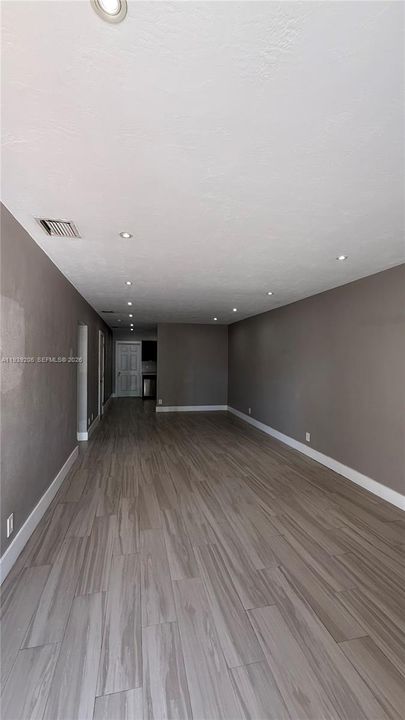 出租: $2,450 (2 贝兹, 2 浴室, 1032 平方英尺)