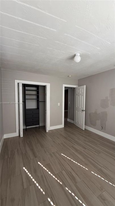 出租: $2,450 (2 贝兹, 2 浴室, 1032 平方英尺)