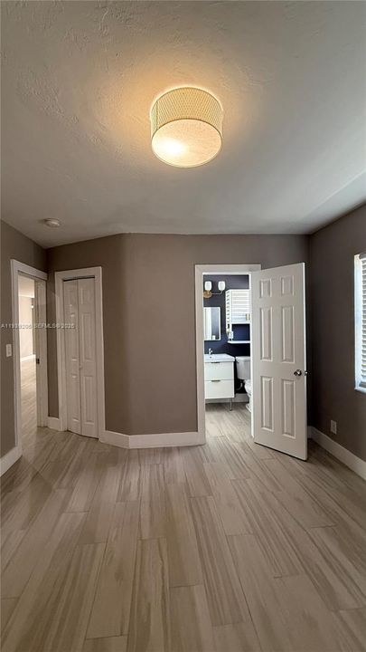 出租: $2,450 (2 贝兹, 2 浴室, 1032 平方英尺)