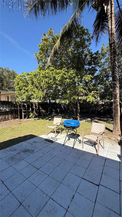 出租: $2,450 (2 贝兹, 2 浴室, 1032 平方英尺)