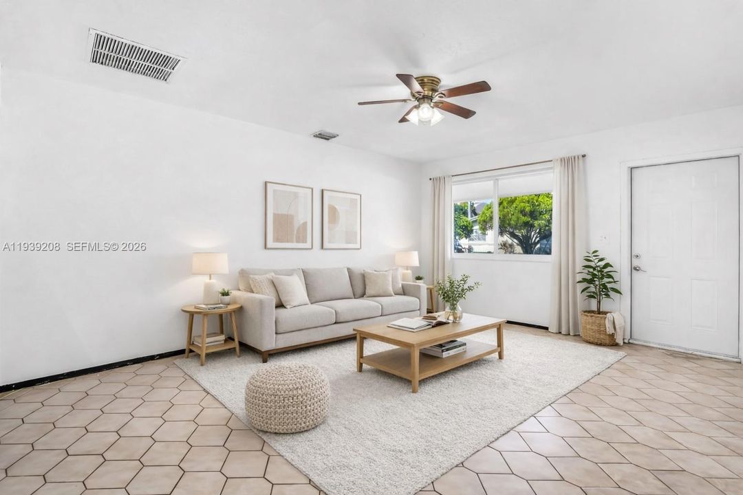 En Renta: $2,000 (2 camas, 1 baños, 1674 Pies cuadrados)