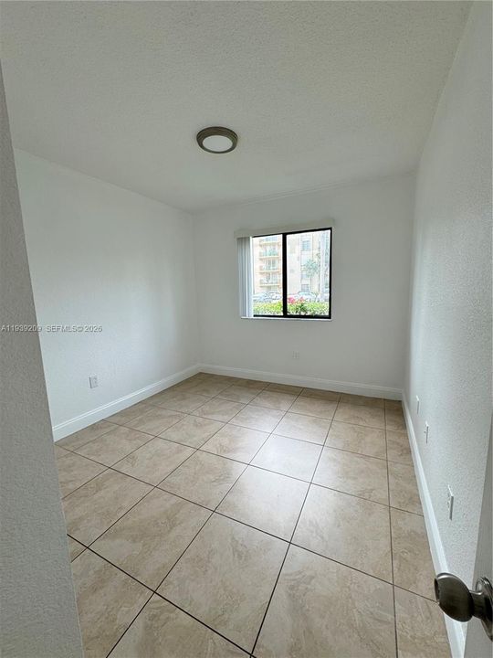 For Rent: $2,750 (3 beds, 2 baths, 1187 Square Feet)