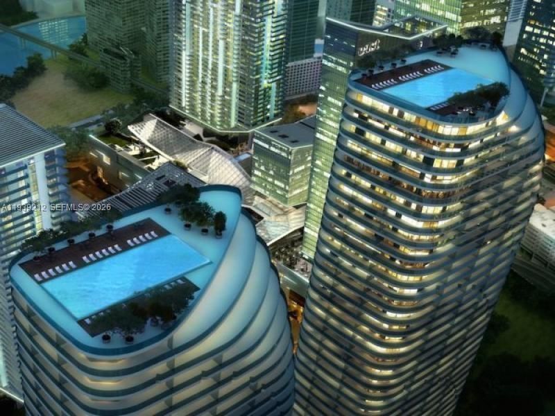 For Rent: $3,900 (1 beds, 1 baths, 684 Square Feet)