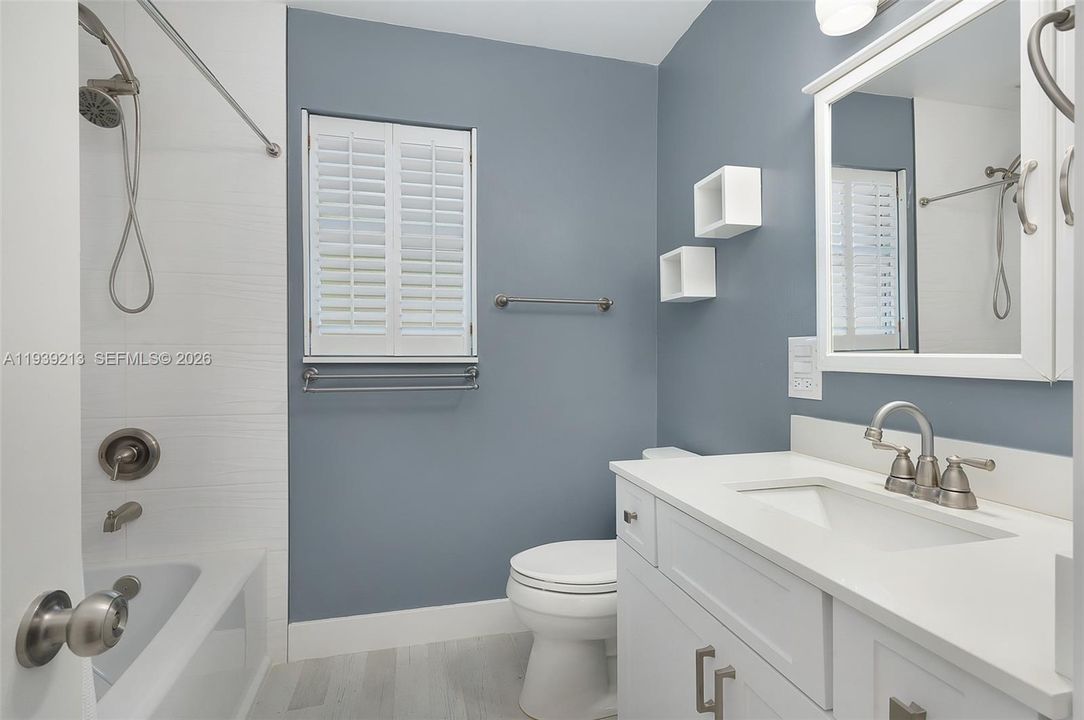 На продажу: $705,000 (4 спален, 2 ванн, 2284 Квадратных фут)